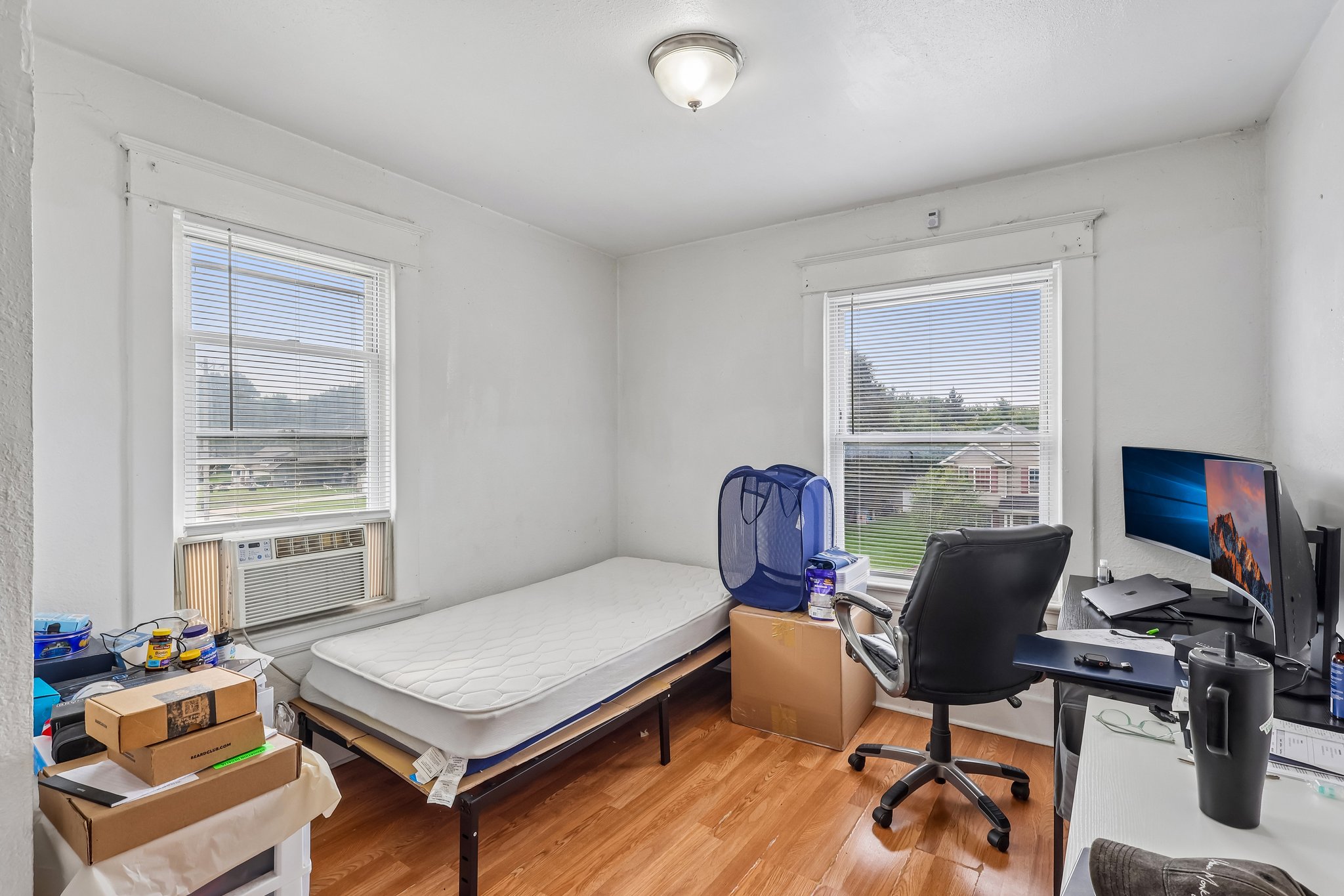 Broadway Ave-S2807-023.jpg