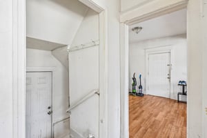 Broadway Ave-S2807-016.jpg