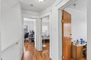 Broadway Ave-S2807-022.jpg