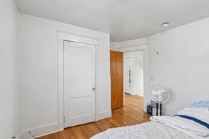 Broadway Ave-S2807-026.jpg