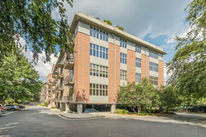  Photo 0