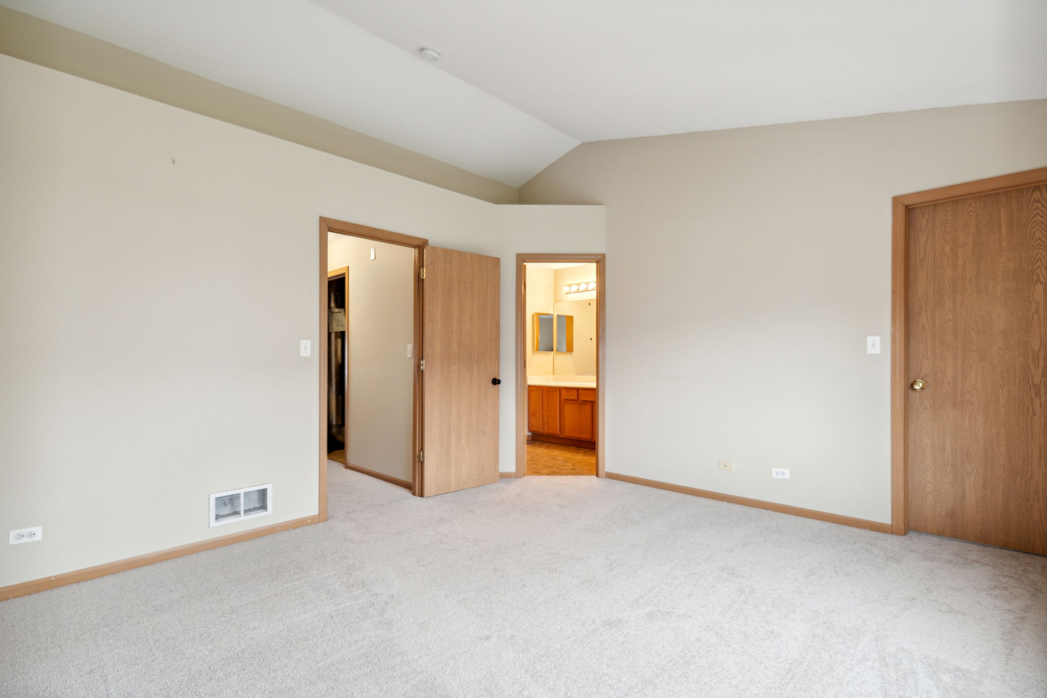 11_Interior