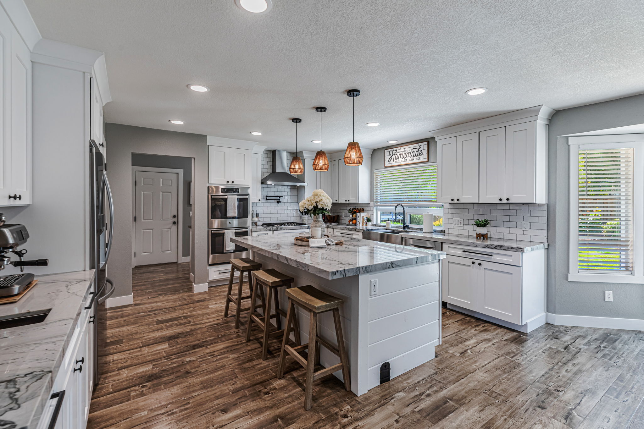 015_640 S Ridgemark Dr  Hollister