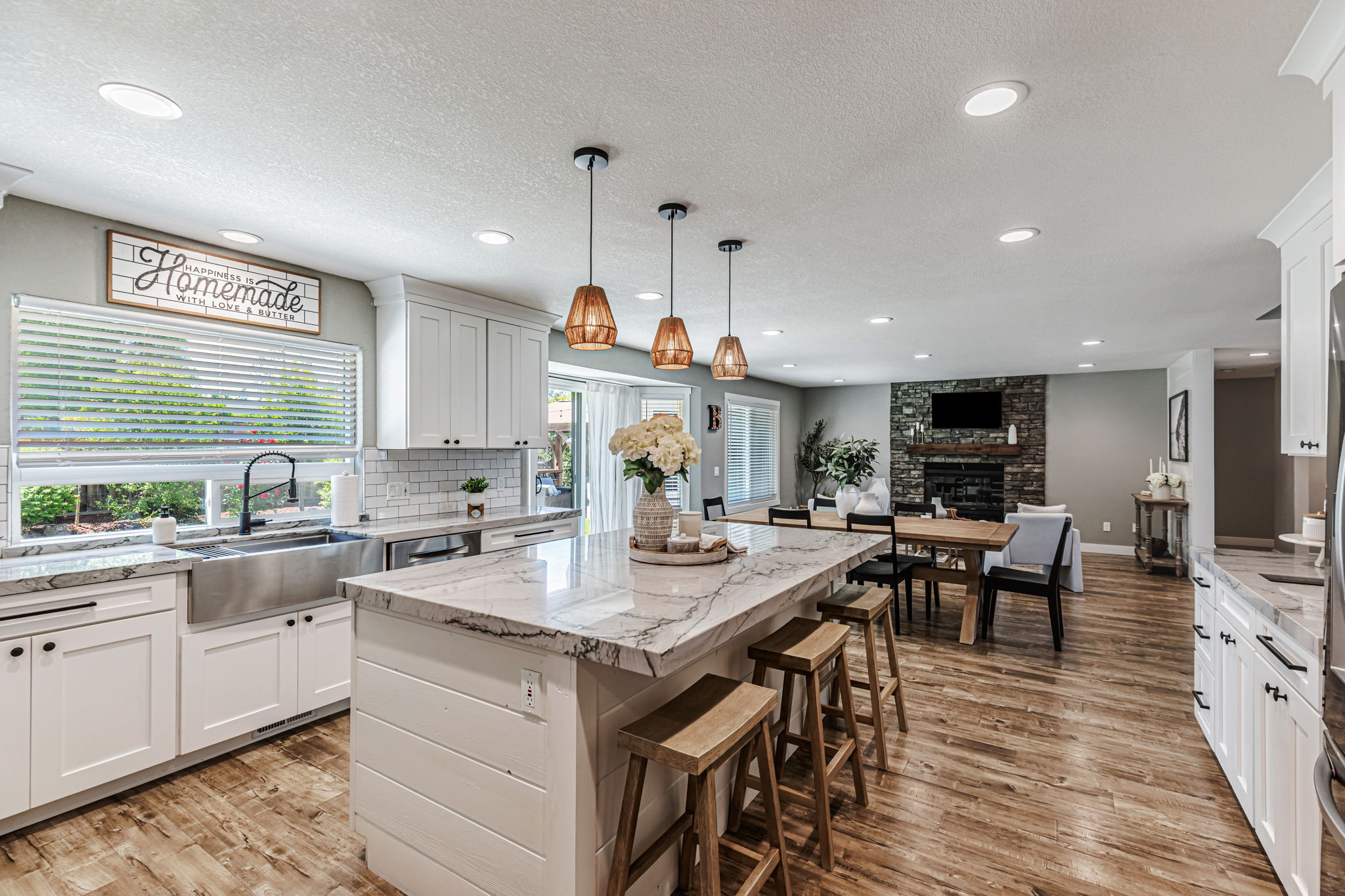 017_640 S Ridgemark Dr  Hollister