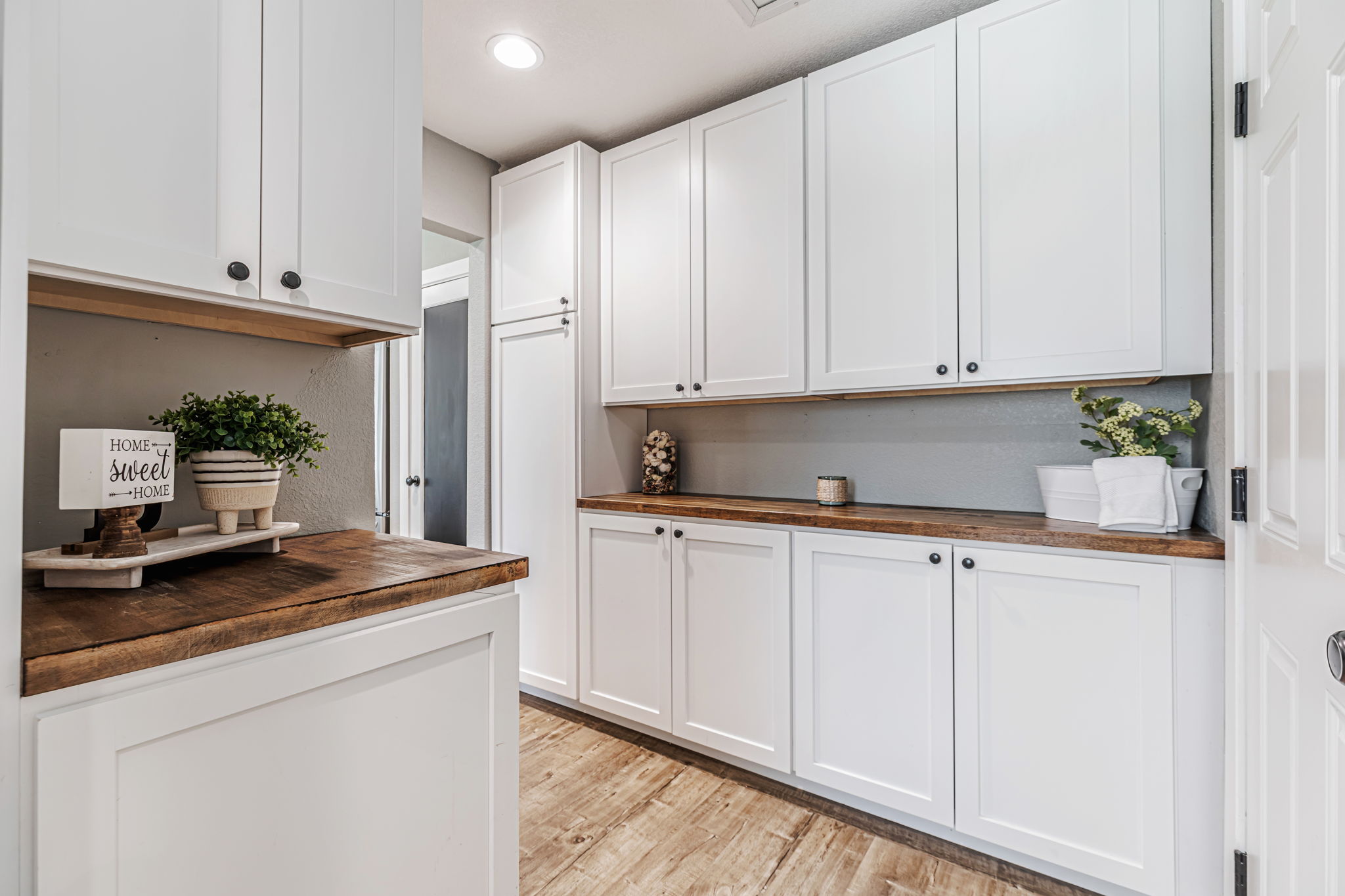 023_640 S Ridgemark Dr  Hollister