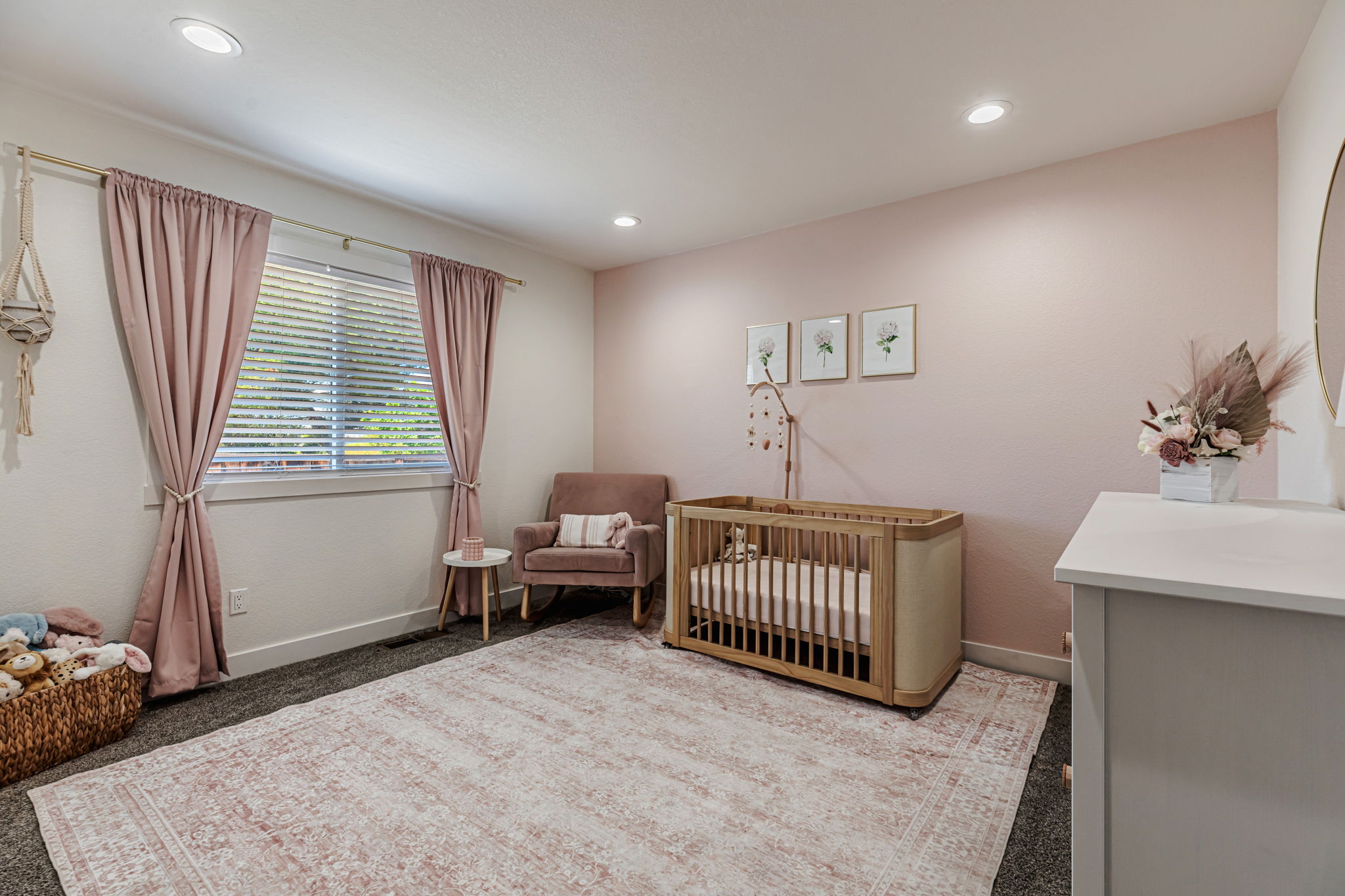 039_640 S Ridgemark Dr  Hollister