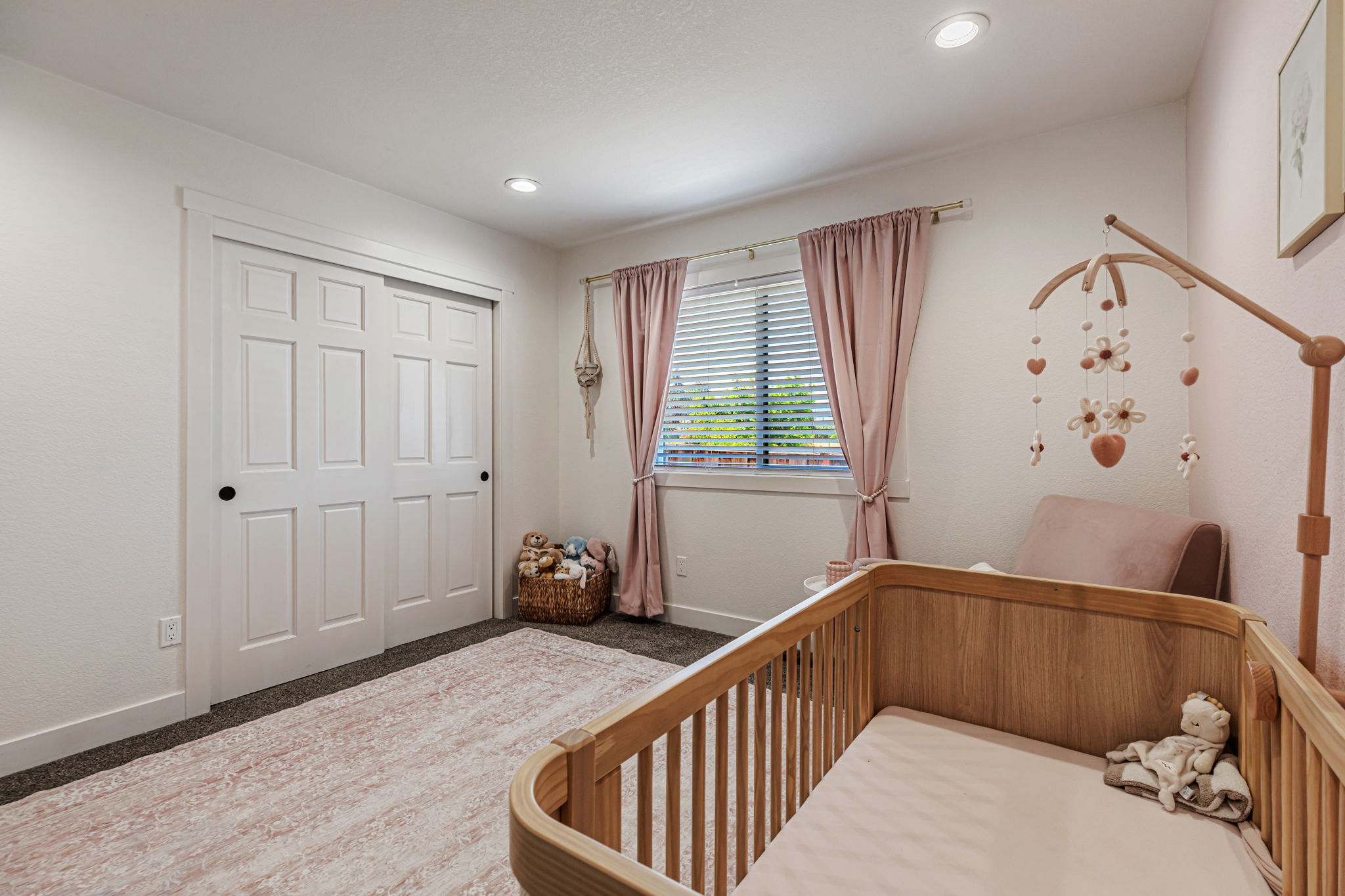 040_640 S Ridgemark Dr  Hollister