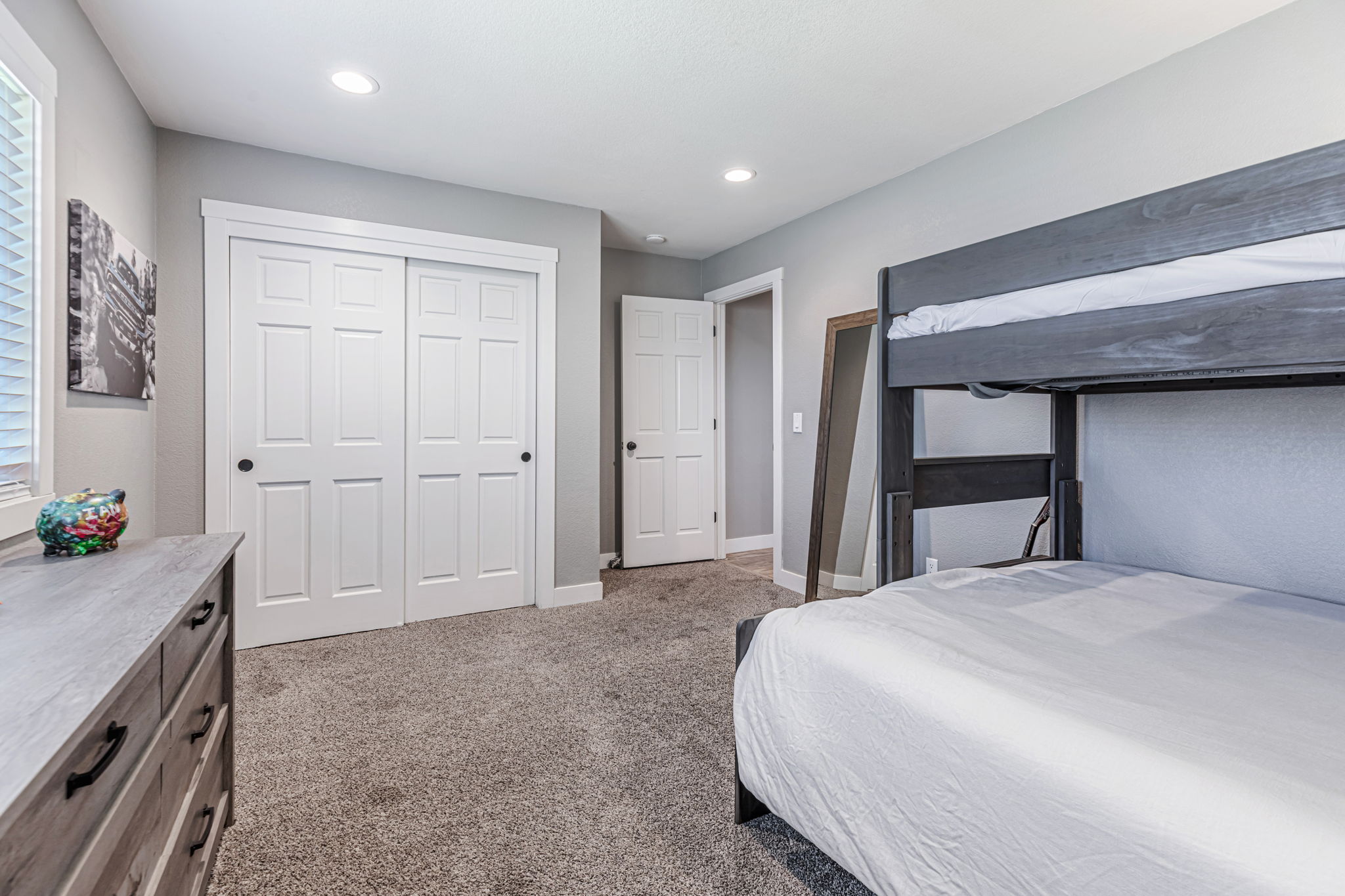 044_640 S Ridgemark Dr  Hollister