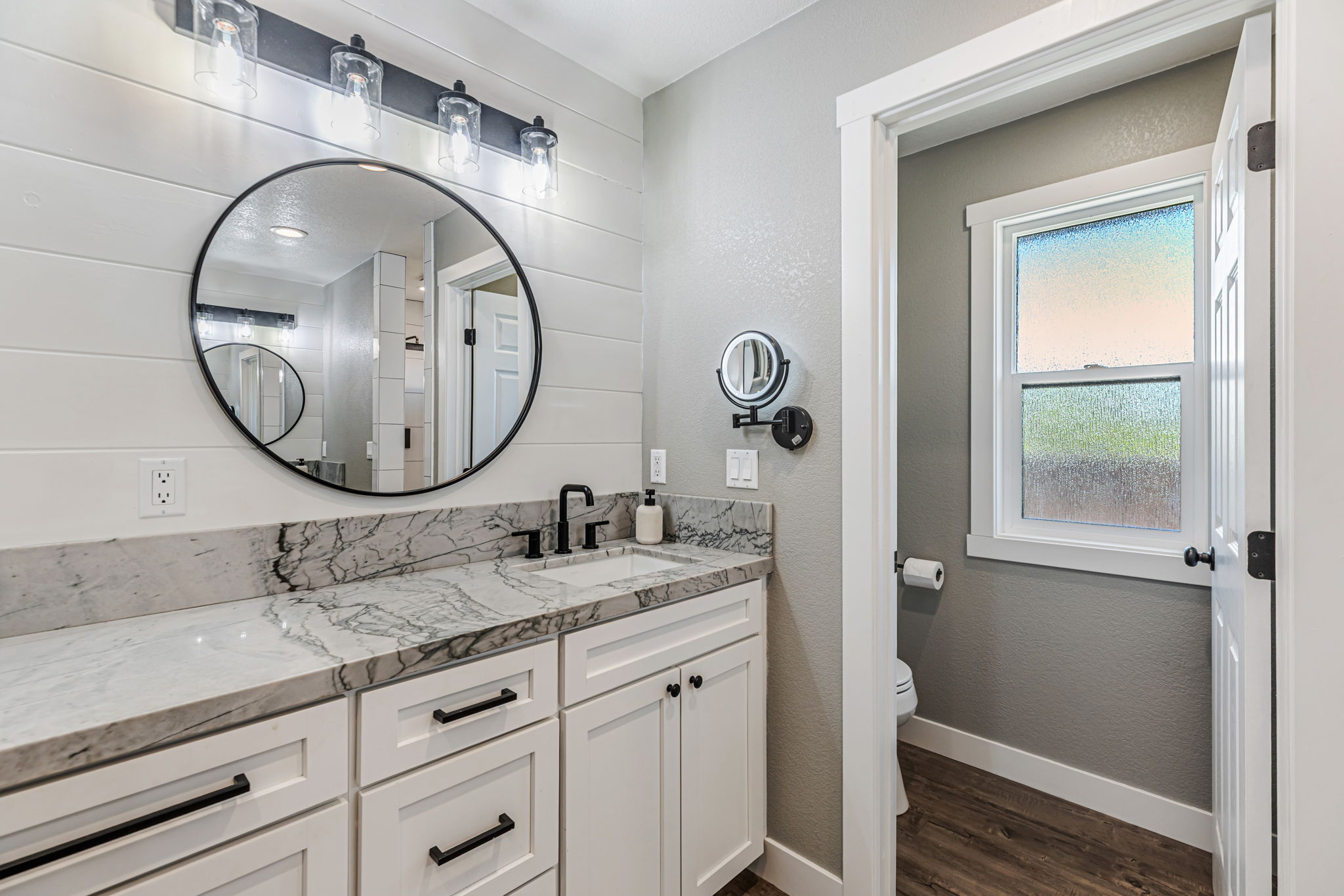 048_640 S Ridgemark Dr  Hollister