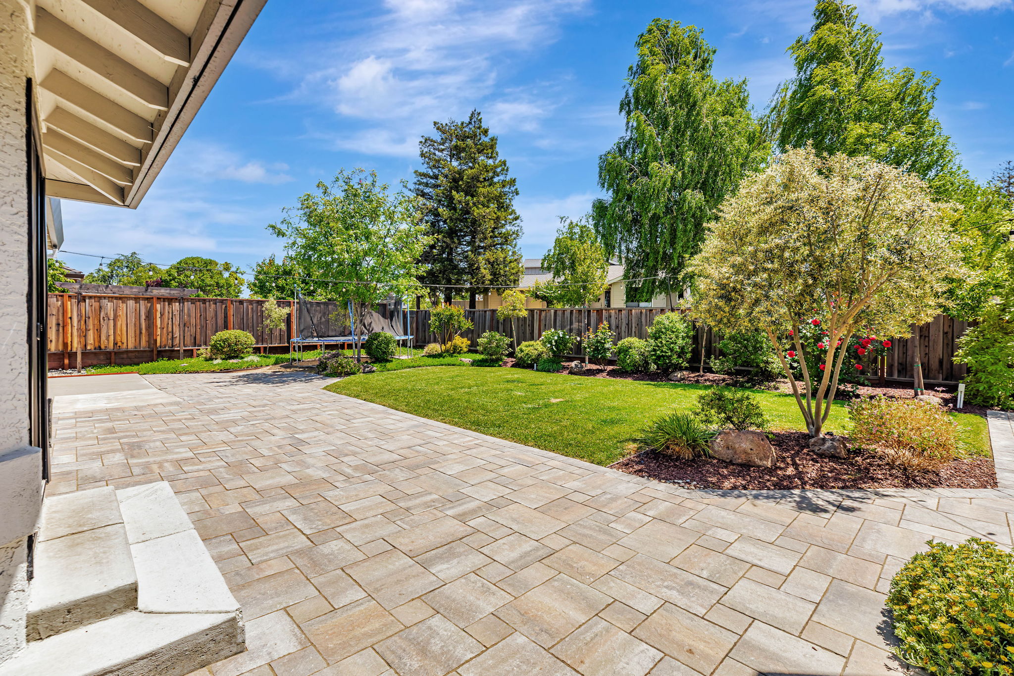 060_640 S Ridgemark Dr  Hollister