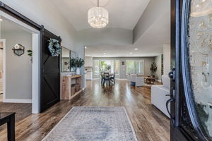 005_640 S Ridgemark Dr  Hollister