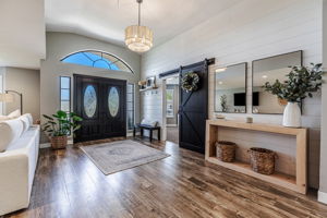 006_640 S Ridgemark Dr  Hollister