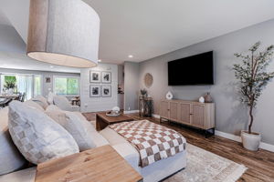 010_640 S Ridgemark Dr  Hollister