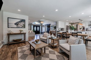 013_640 S Ridgemark Dr  Hollister