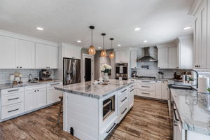 016_640 S Ridgemark Dr  Hollister