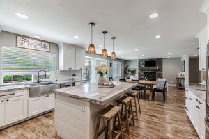 017_640 S Ridgemark Dr  Hollister