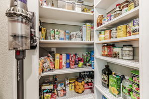 024_640 S Ridgemark Dr  Hollister