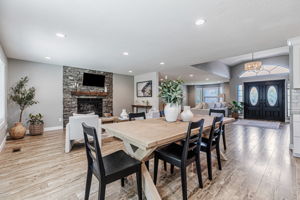 027_640 S Ridgemark Dr  Hollister