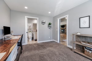 032_640 S Ridgemark Dr  Hollister