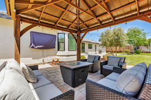 063_640 S Ridgemark Dr  Hollister