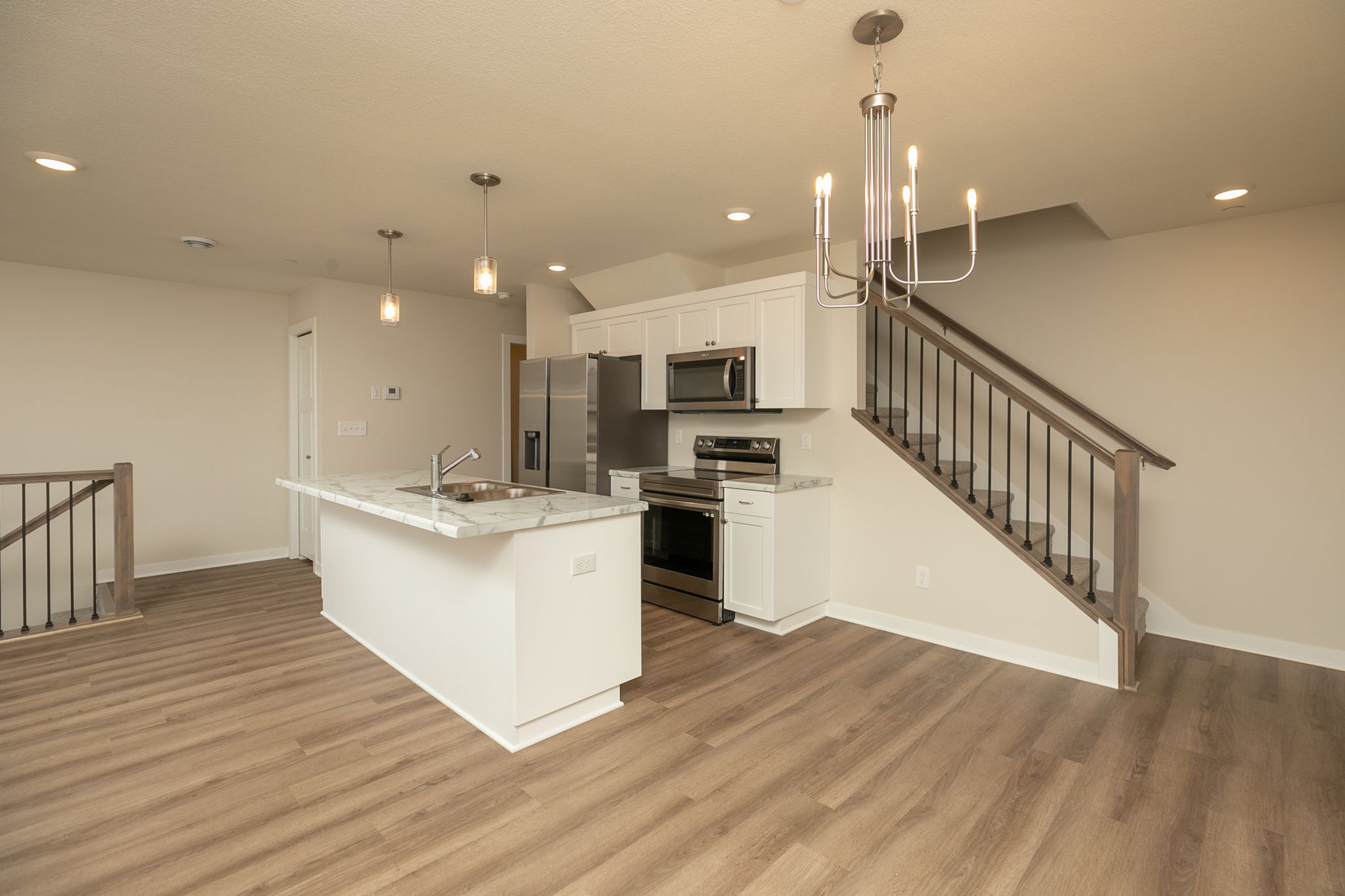 08-Dining Room