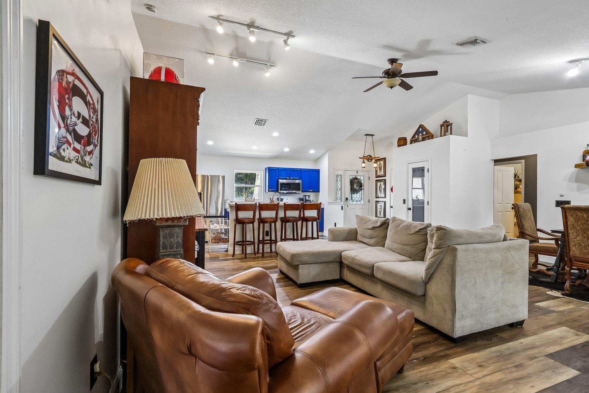 E Warm Springs Ave-S2705-010.jpg
