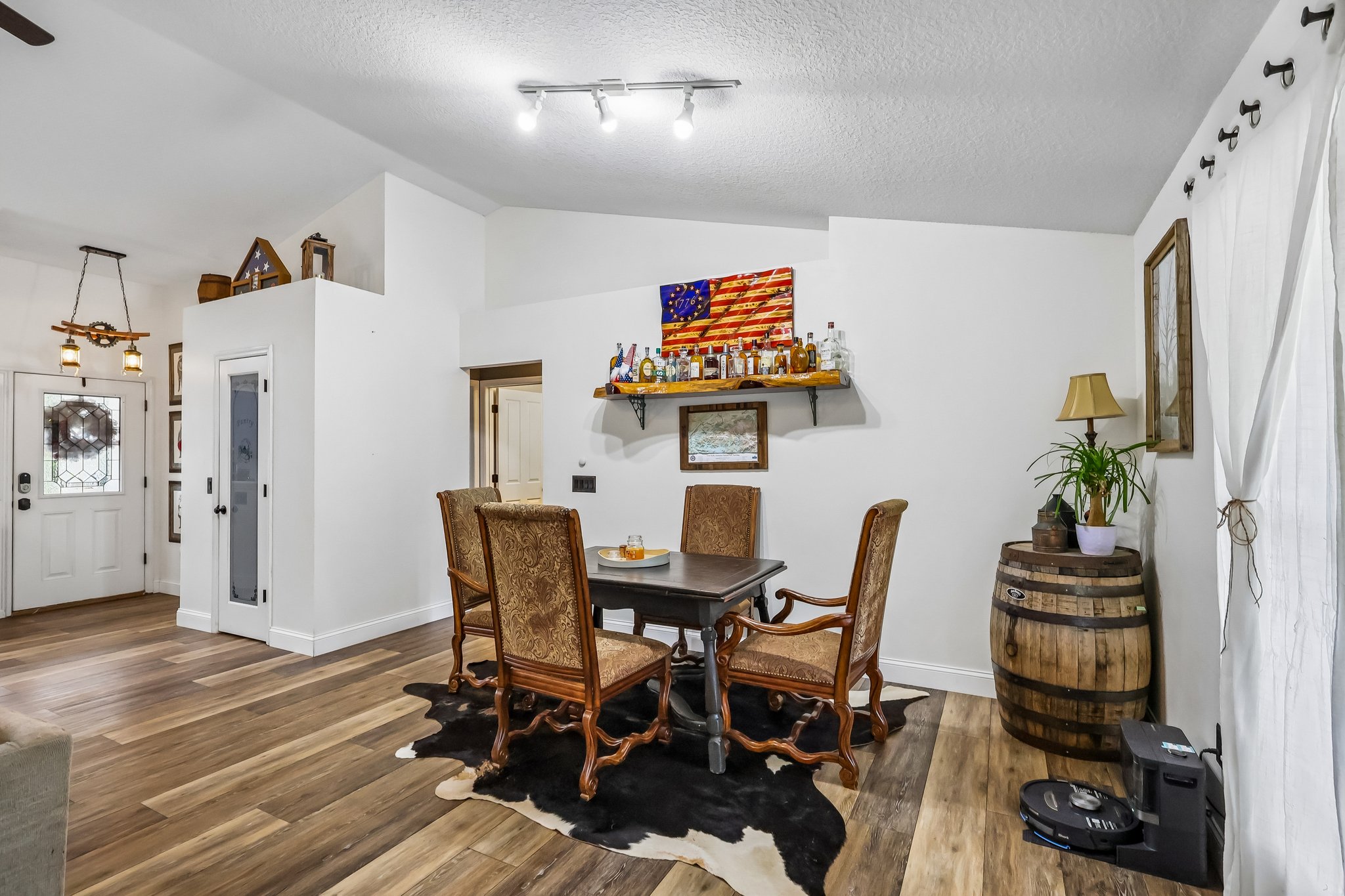 E Warm Springs Ave-S2705-011.jpg