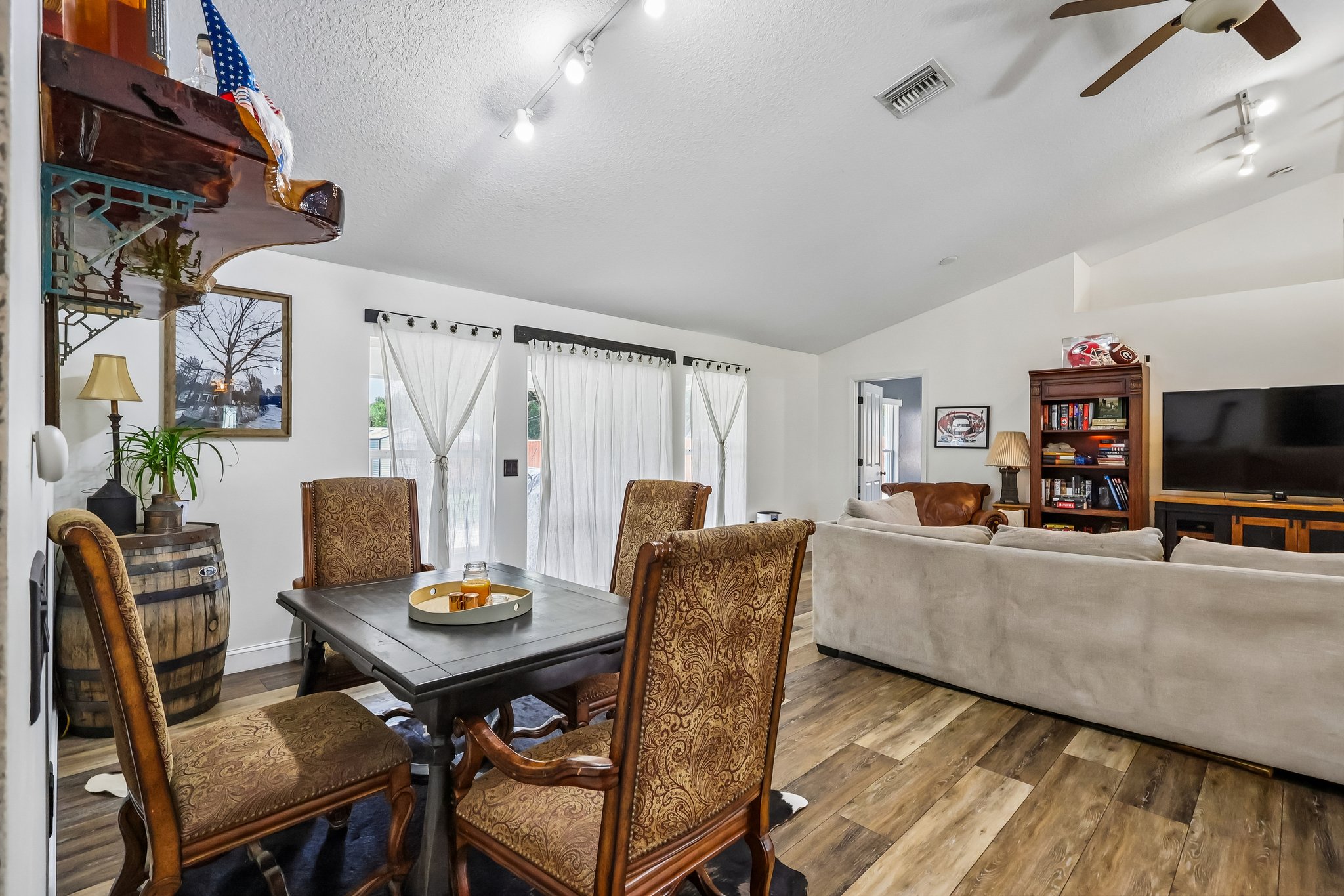 E Warm Springs Ave-S2705-013.jpg