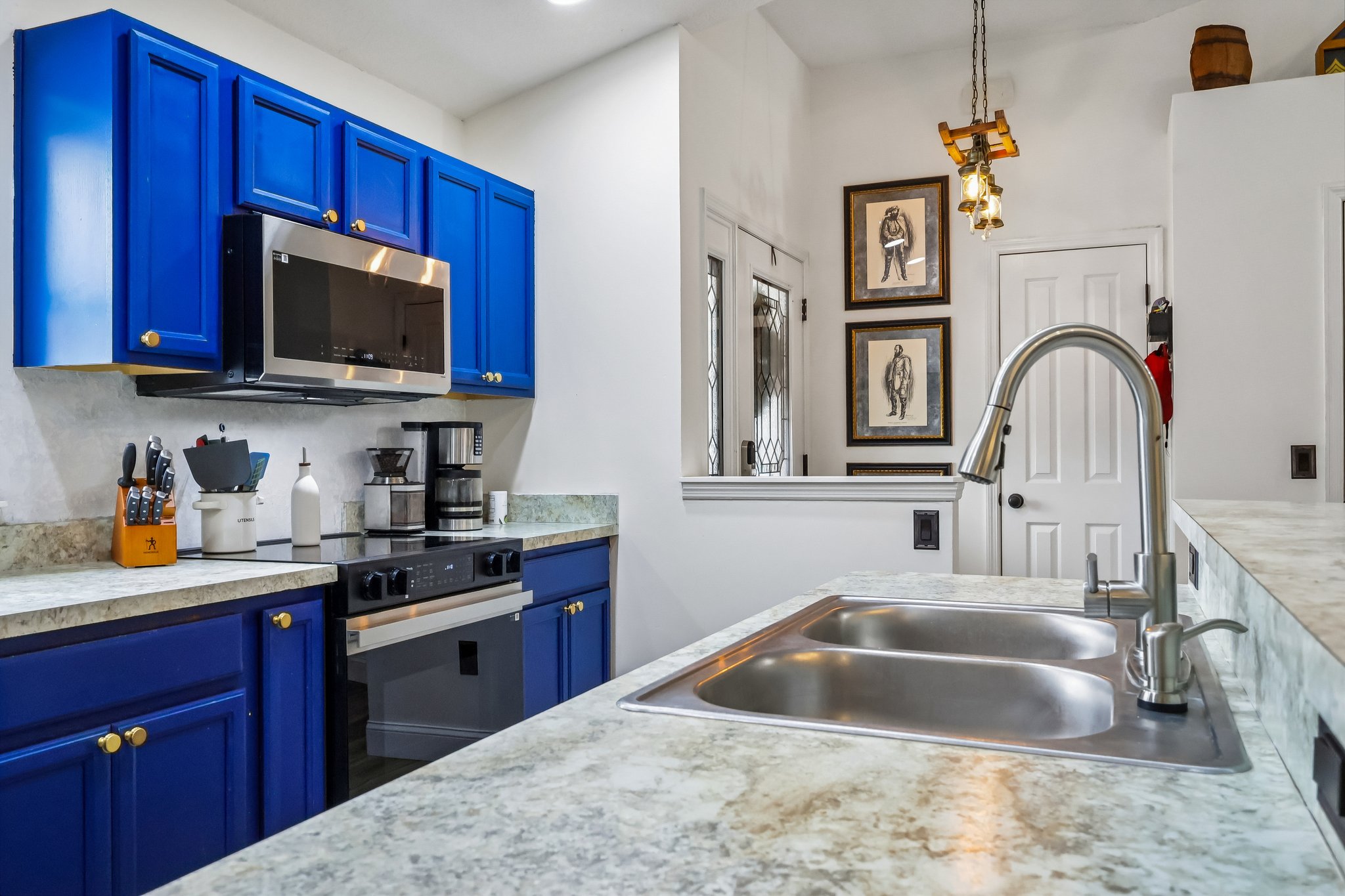 E Warm Springs Ave-S2705-016.jpg