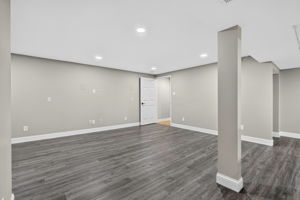  Photo 49