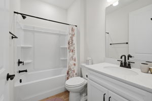  Photo 31