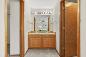  Photo 45