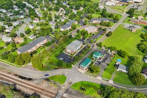Schoolhouse Rd-S0408-038.jpg