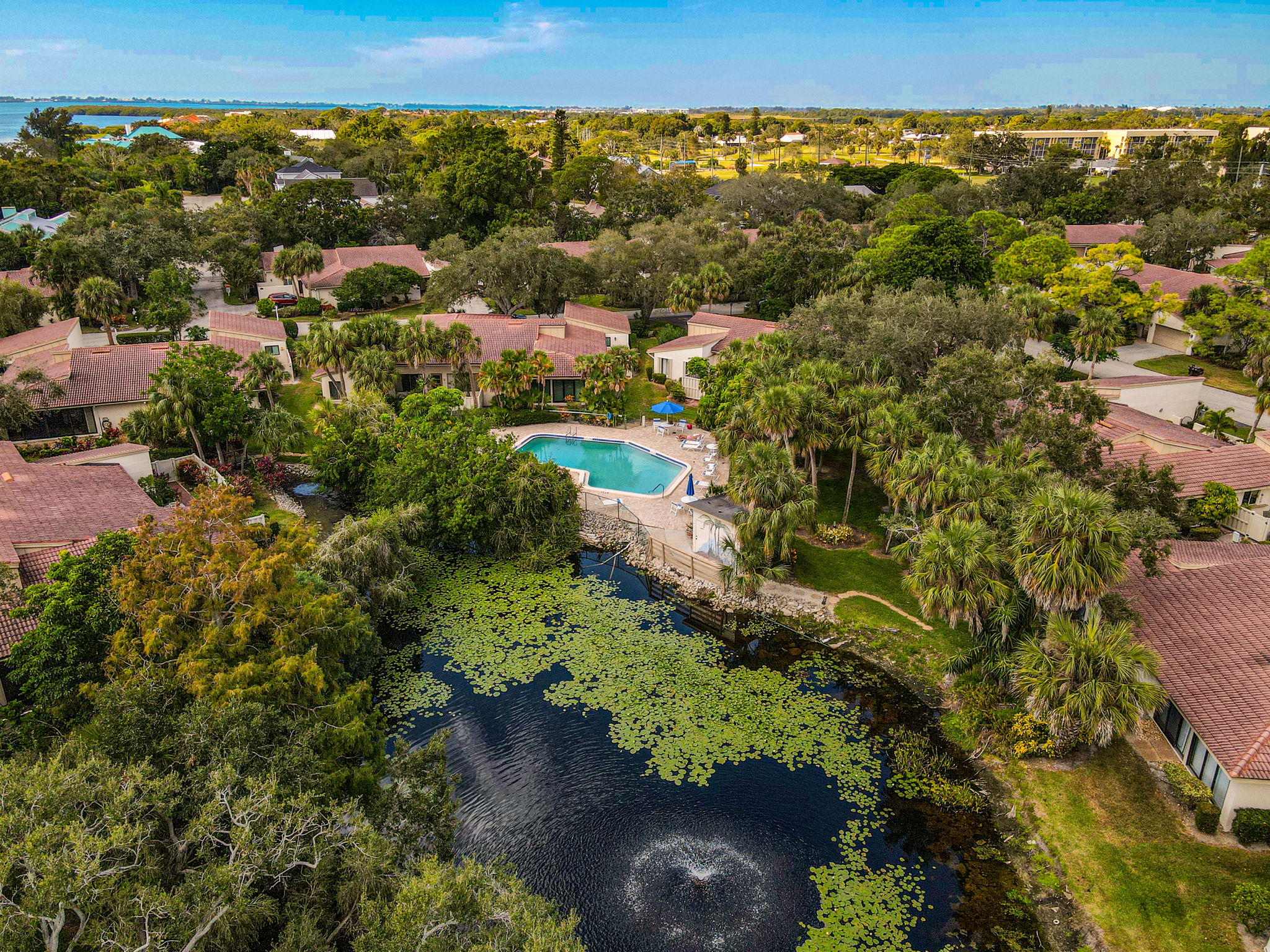 6404 Sun Eagle Ln-47