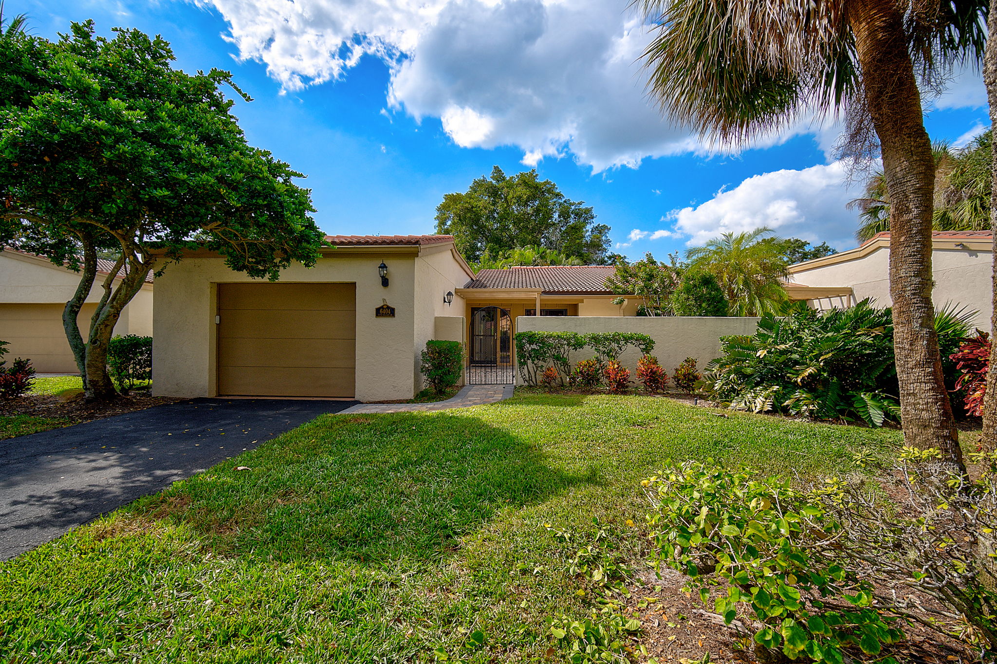 6404 Sun Eagle Ln-1