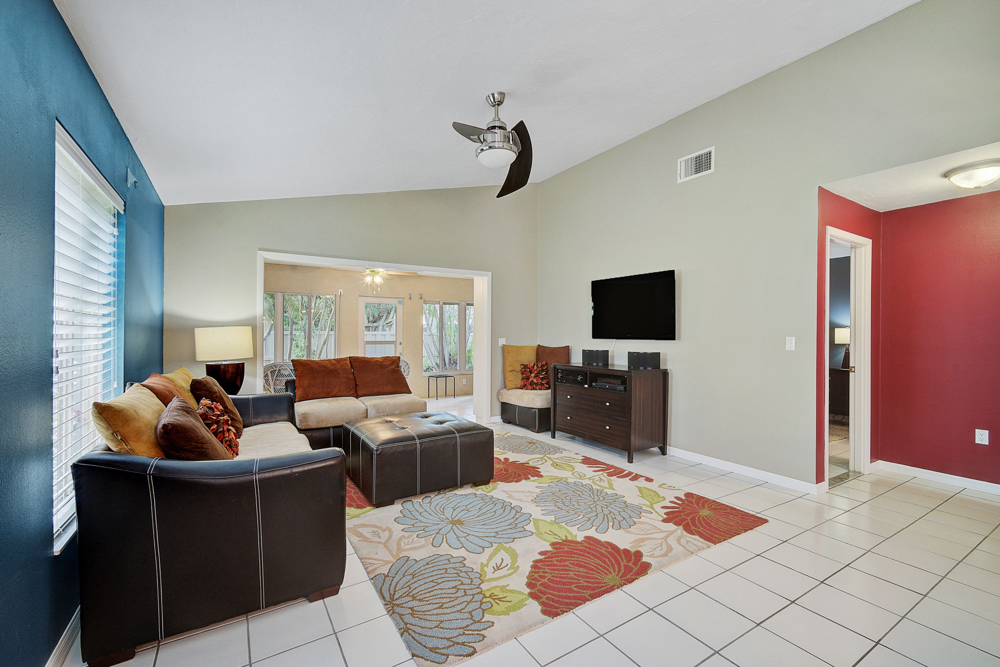 6404 Sun Eagle Ln-15