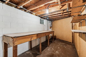 21_Interior