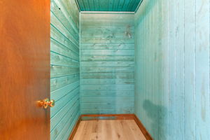 Interiors (30)