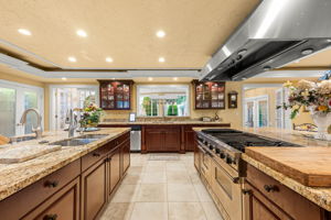  Photo 90
