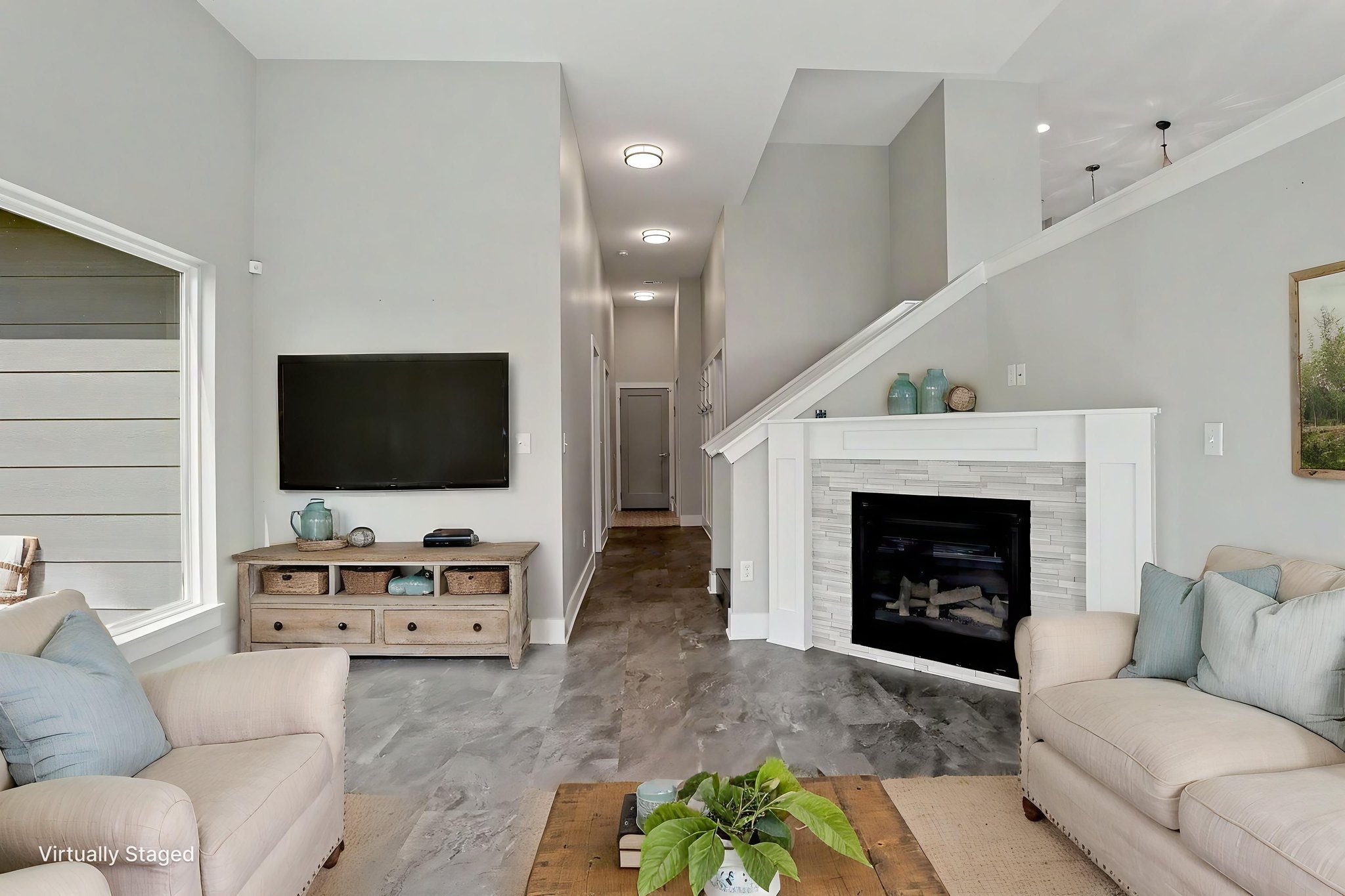 F16A9426 virtually staged.jpeg