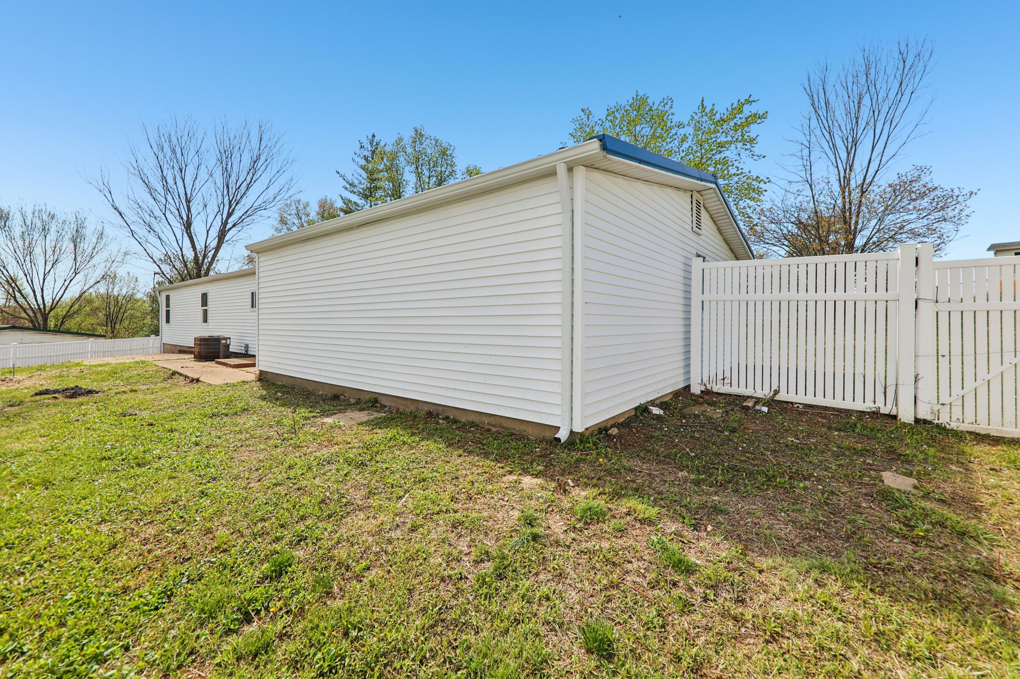 641 Carolee Ct-S0804-027.jpg
