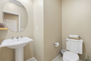  Photo 36