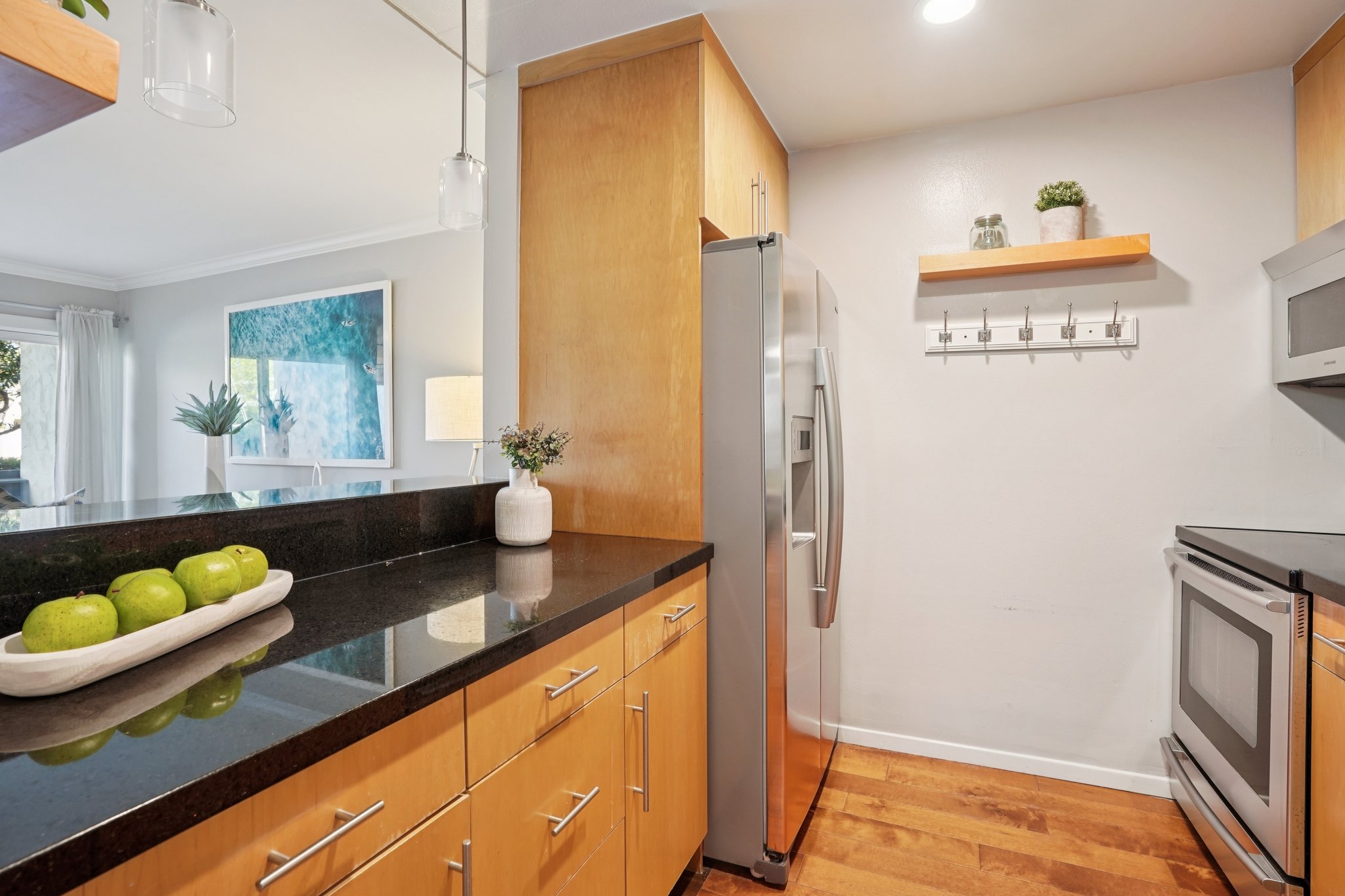 S Prospect Ave 103-S2503-017.jpg