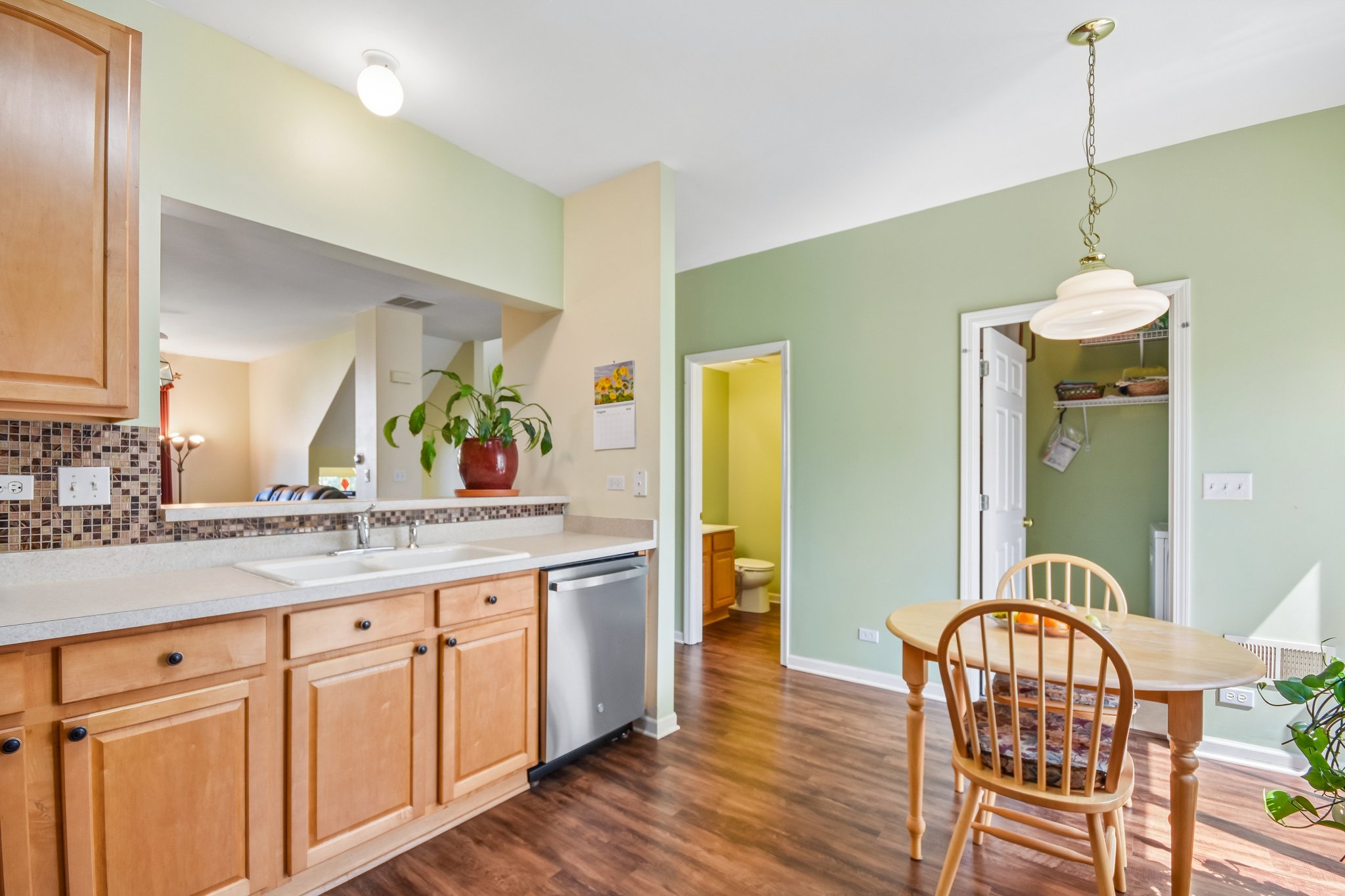 S Rosehall Ln-S2508-012.jpg
