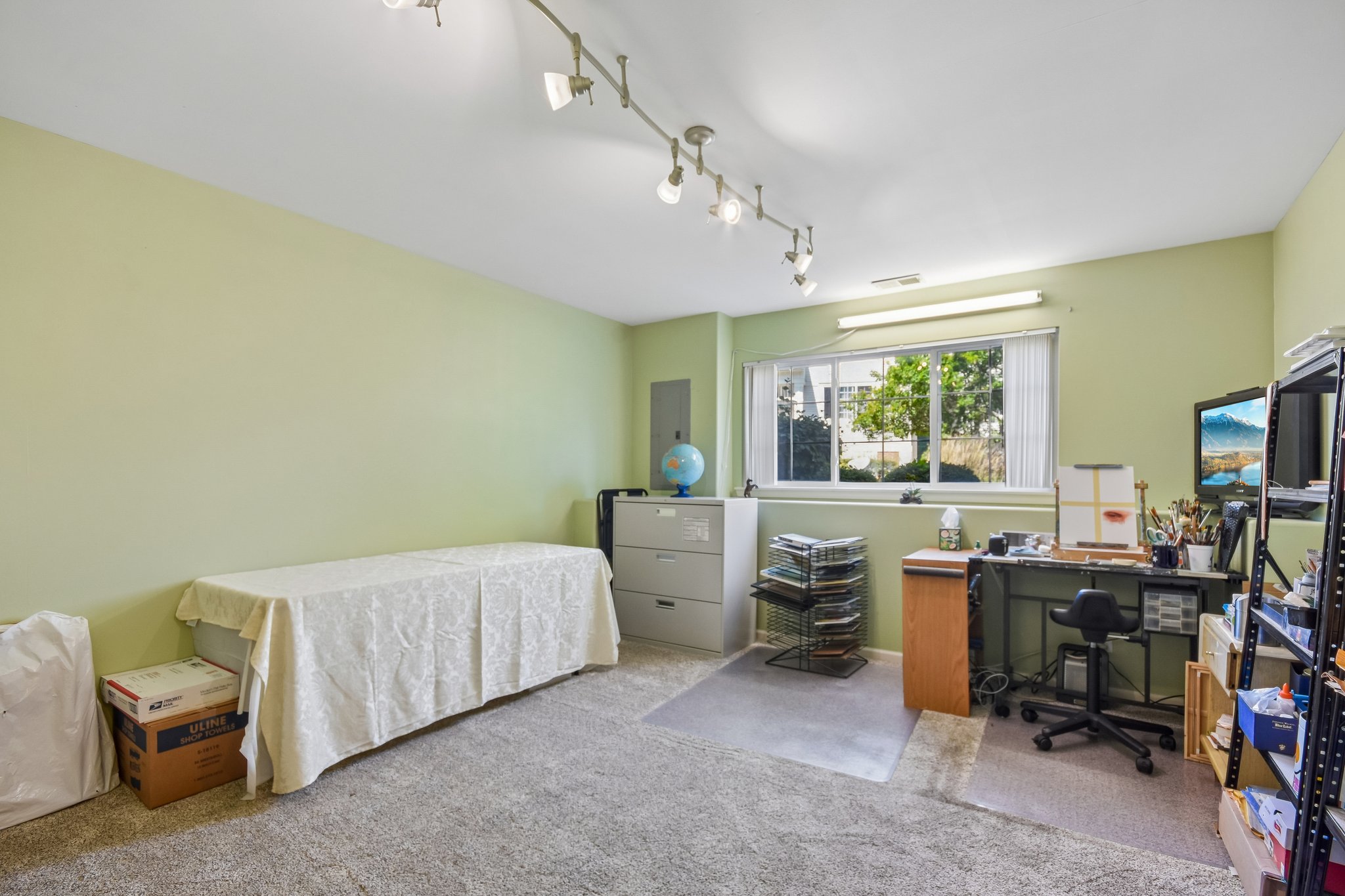 S Rosehall Ln-S2508-013.jpg