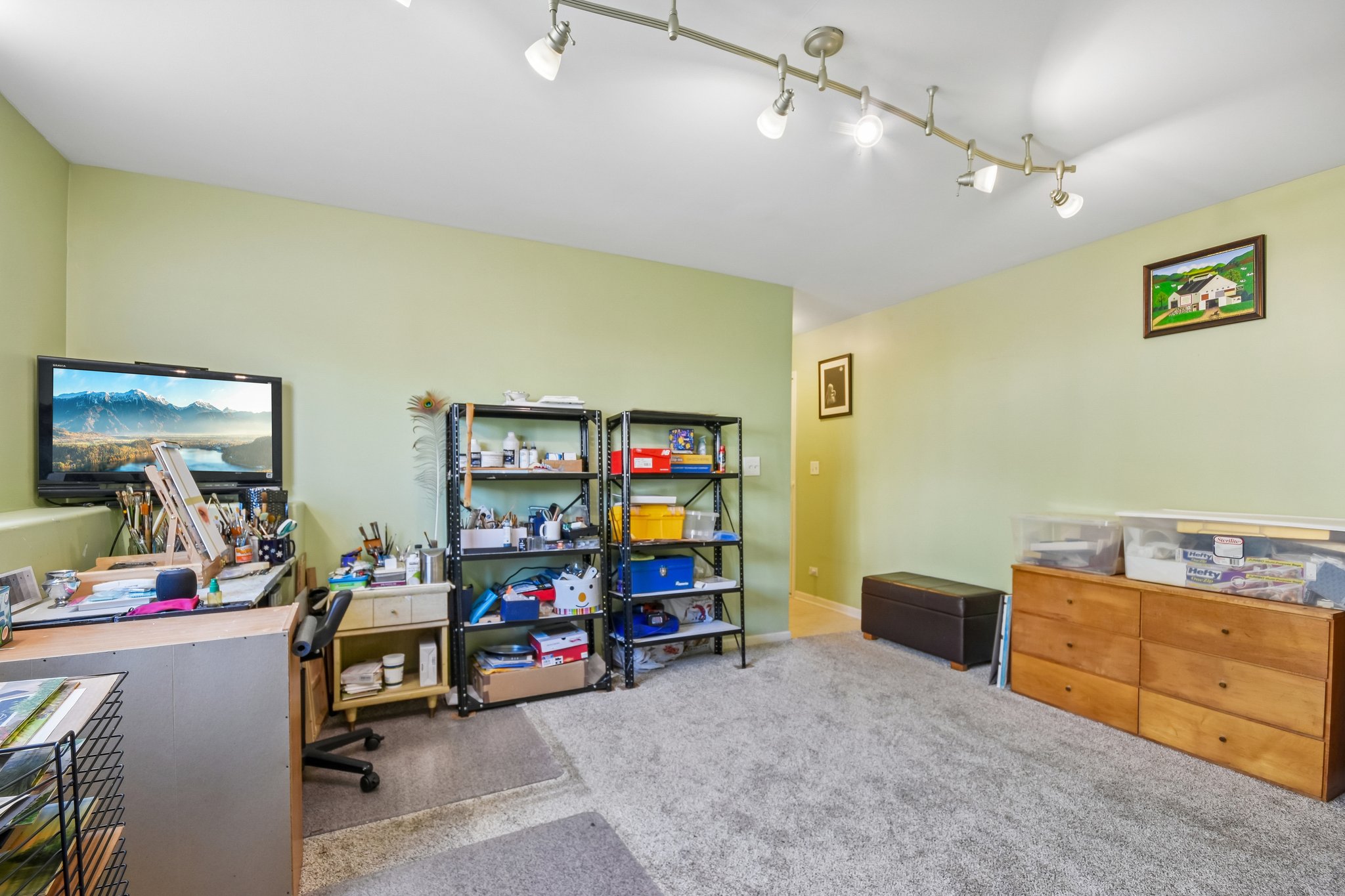 S Rosehall Ln-S2508-015.jpg