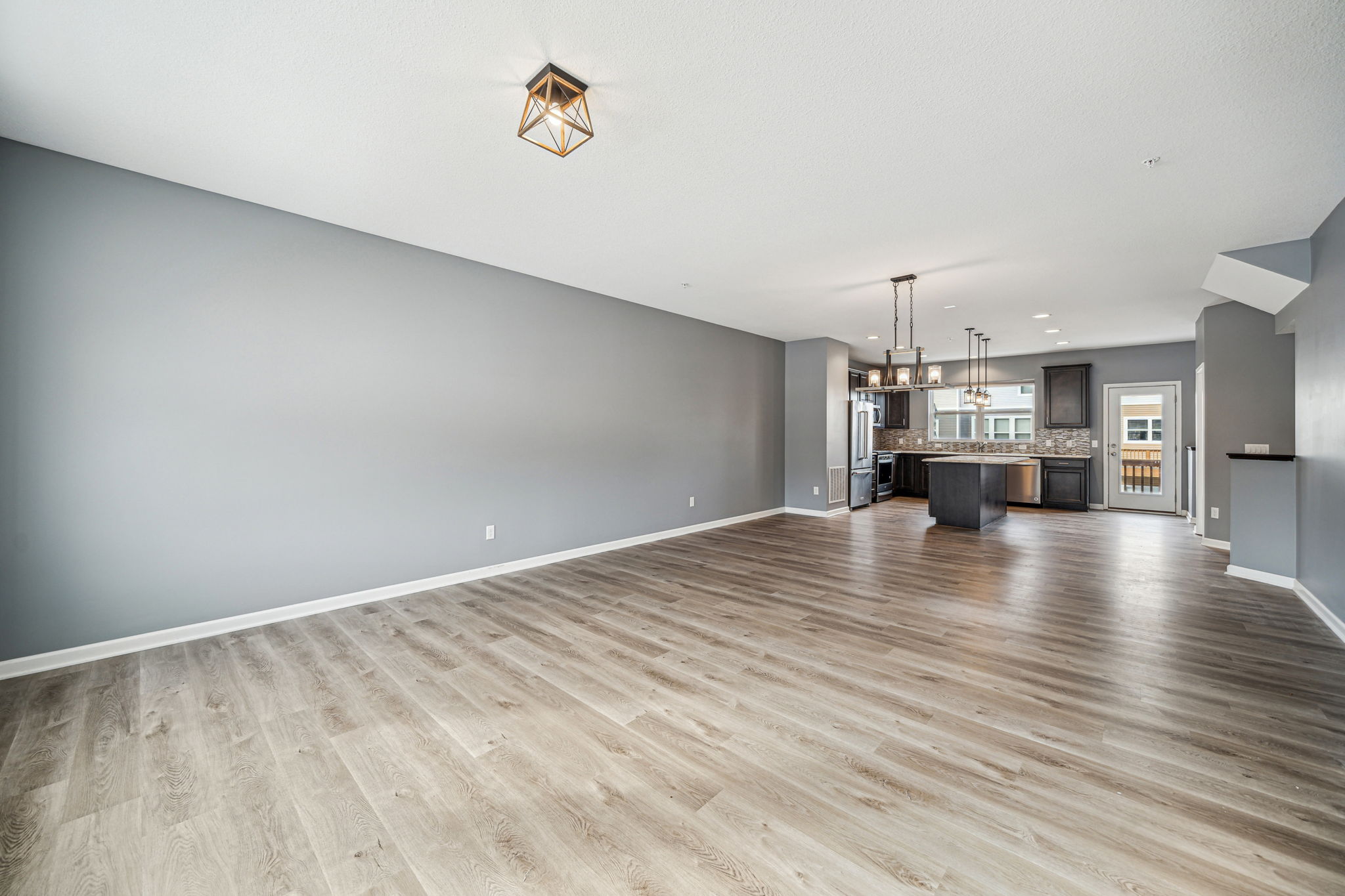 03_Interior