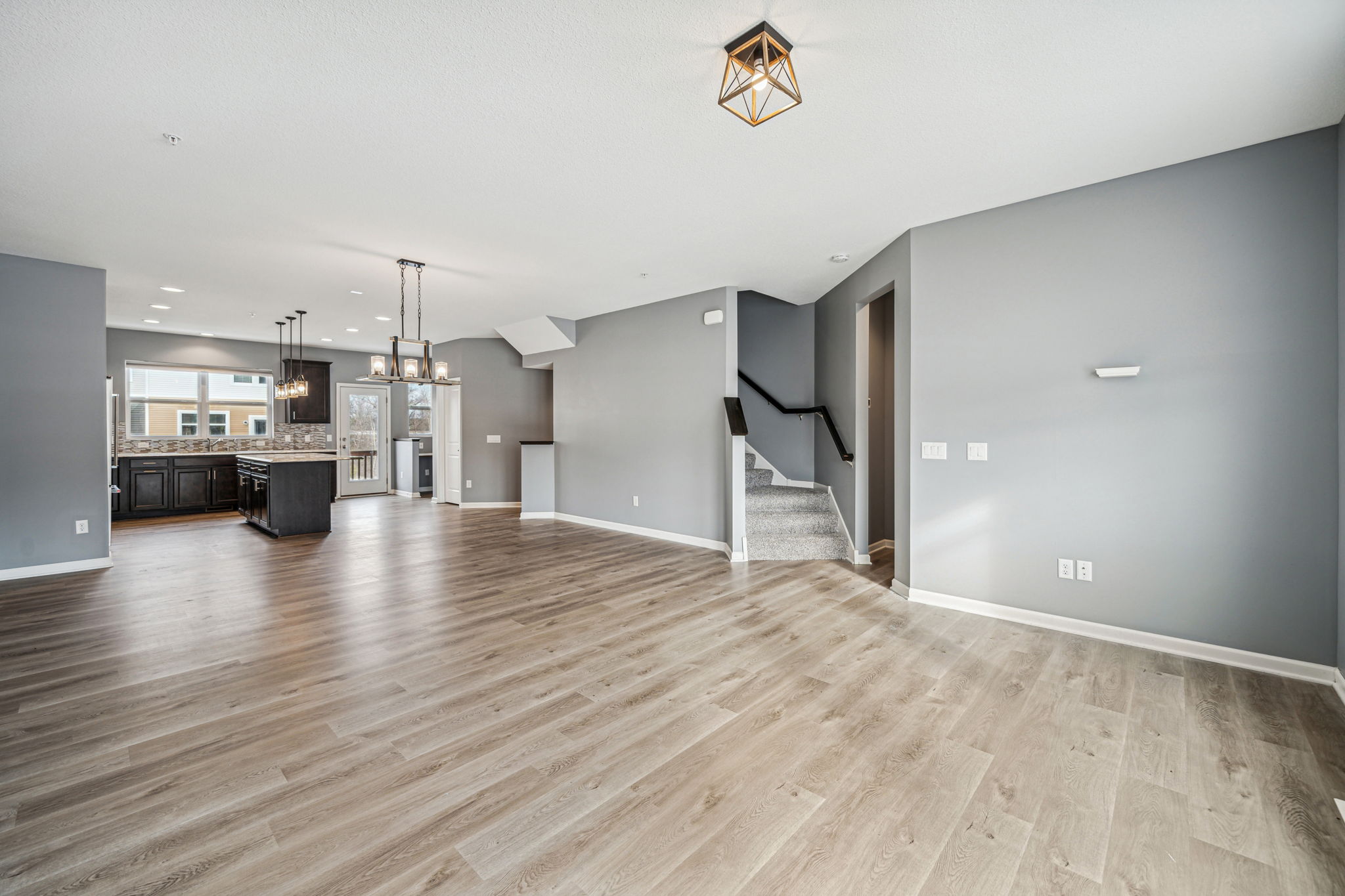02_Interior