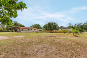 6410 Briarcliff Rd, Fort Myers, FL 33912, USA Photo 23