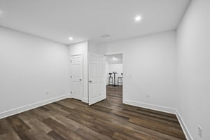 Westchester Pl-S3004-056.jpg